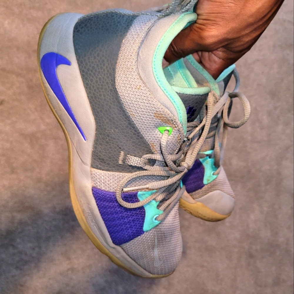 Nike PG 2